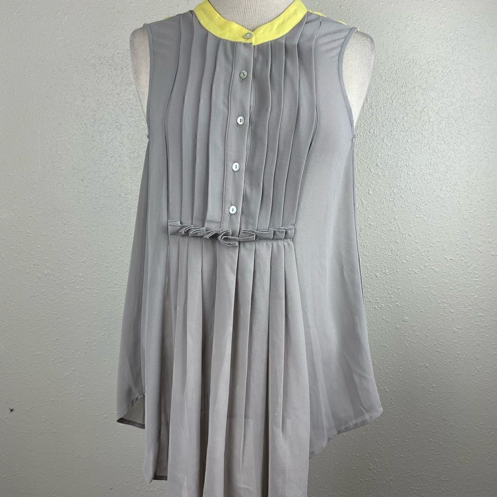 Papermoon Half Button Down Sleeveless Blouse Top Size S EUC